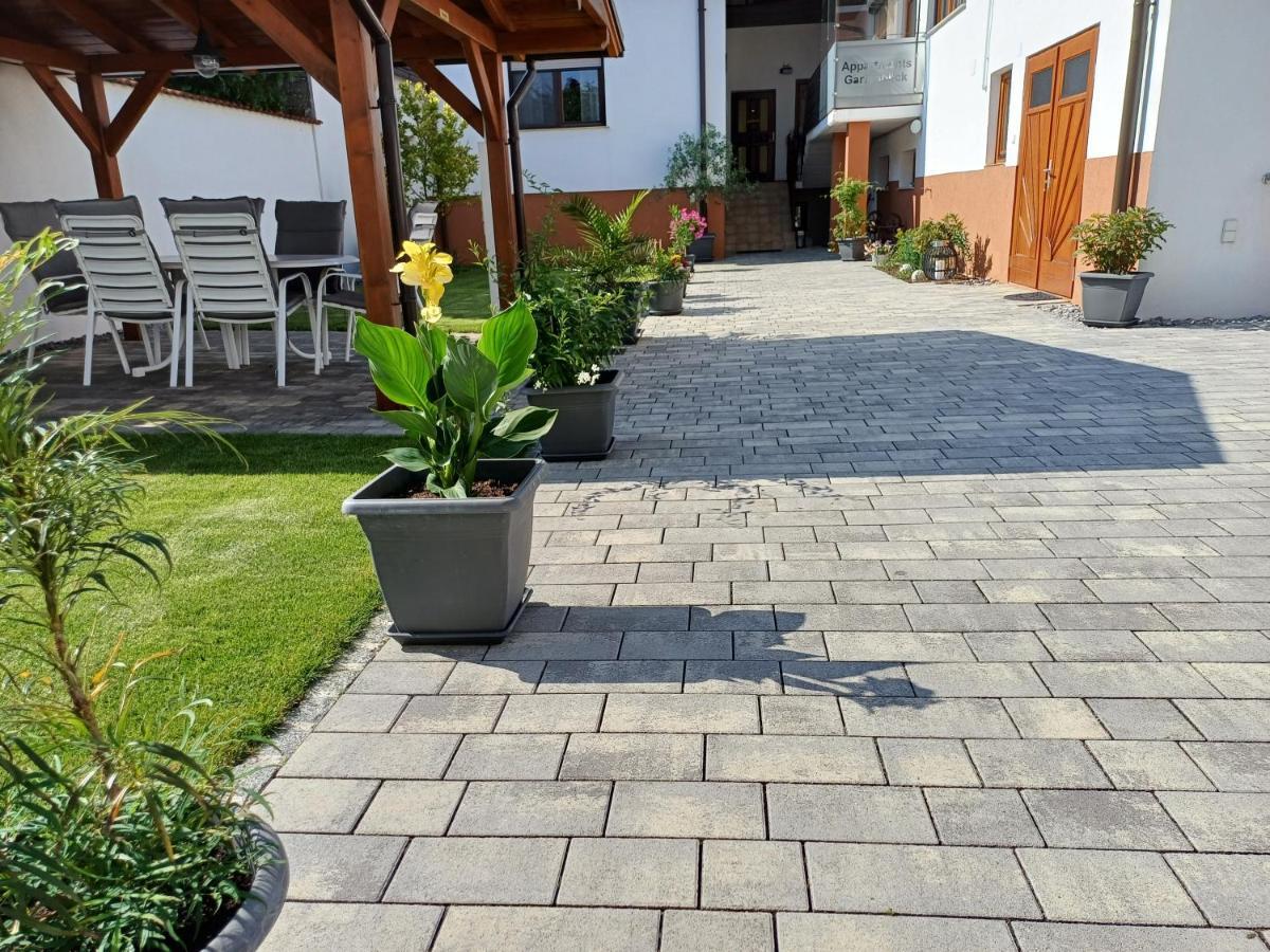 Appartments Gartenblick Illmitz Dış mekan fotoğraf